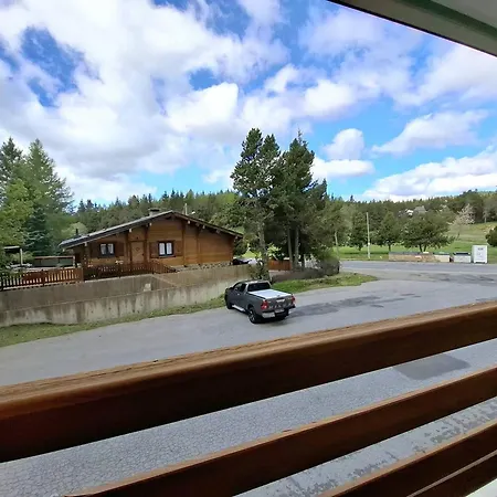 Διαμέρισμα T2 Lumineux Avec Terrasse Proche Commerces Et Pistes - Fr-1-592-86 *